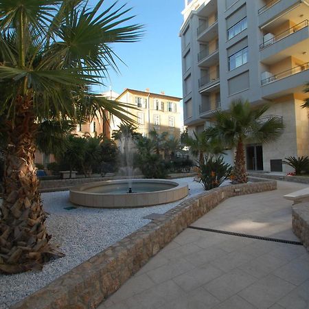 Charmant 2P Moderne Avec Terrasse, Parking Prive, En Plein Centre De Menton, A 2 Pas De La Mer - Fr-1-196-200 Екстер'єр фото